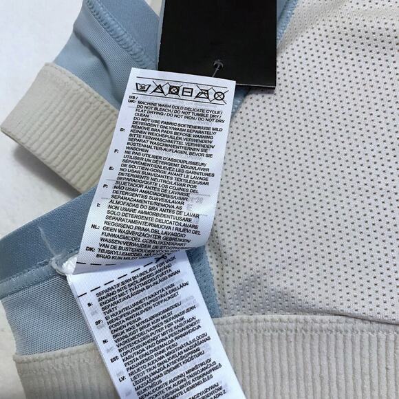 Adidas NWT Pull On T-back Sports Bra Women S - Picture 8 of 9